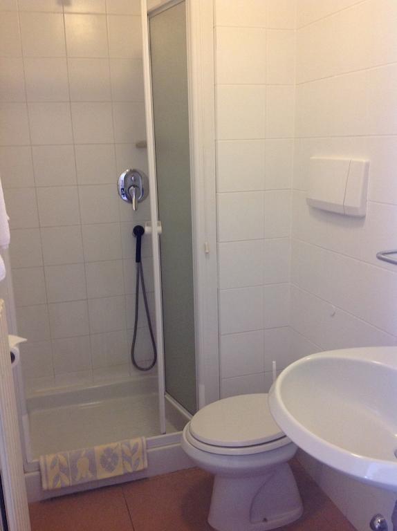 Albergo Giardinetto ベッラージョ 部屋 写真